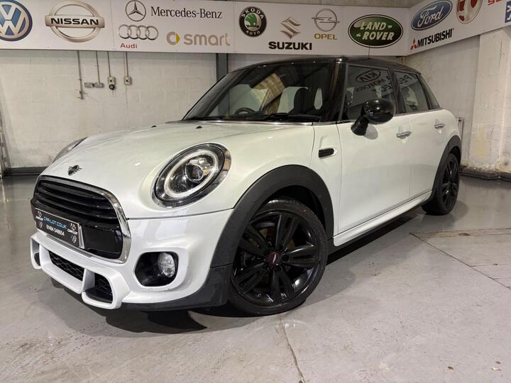 MINI Hatch 1.5 Cooper Sport Steptronic Euro 6 (s/s) 5dr