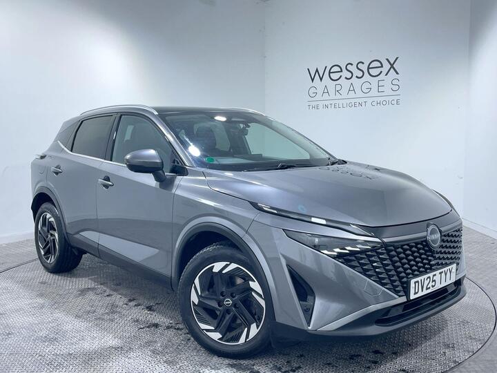 Nissan Qashqai 1.3 DIG-T MHEV N-Connecta XTRON Euro 6 (s/s) 5dr