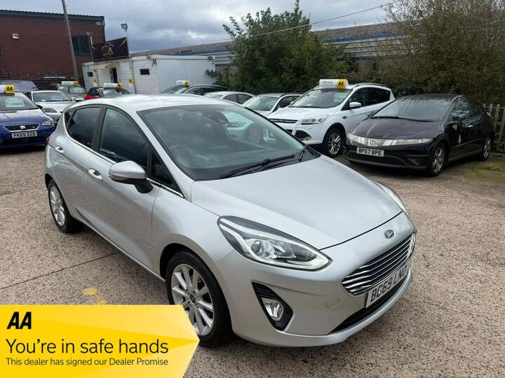 Ford Fiesta 1.0T EcoBoost Titanium Euro 6 (s/s) 5dr