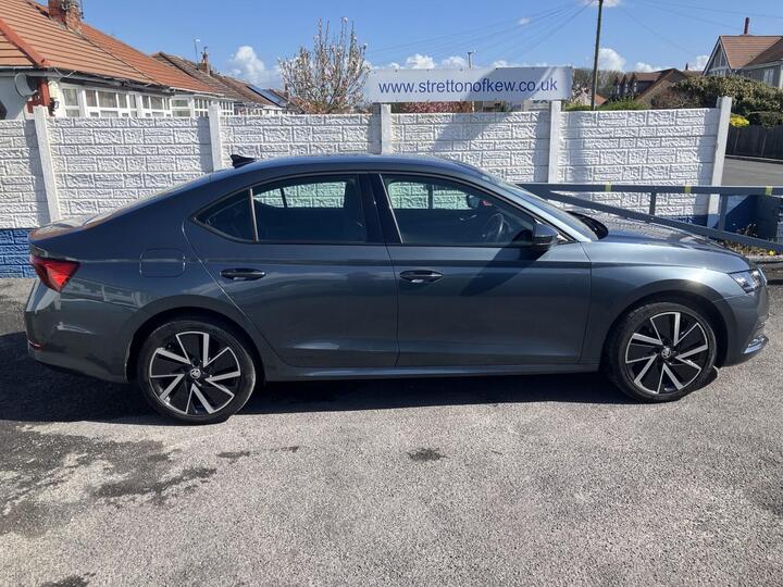 Skoda OCTAVIA 1.4 TSI IV 13kWh SE Technology DSG Euro 6 (s/s) 5dr
