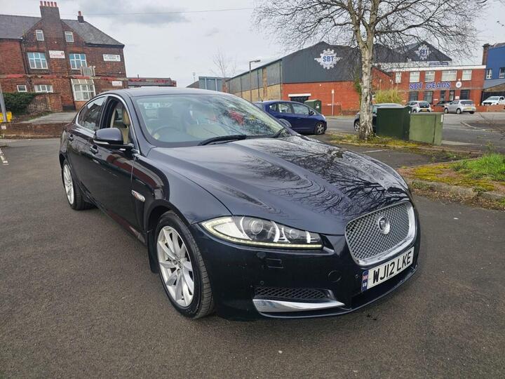 Jaguar XF 2.2d Premium Luxury Auto Euro 5 (s/s) 4dr