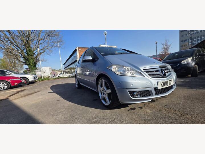 Mercedes-Benz A Class 1.5 A160 BlueEfficiency Avantgarde SE 5dr