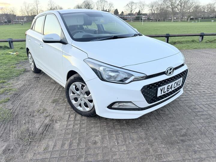Hyundai I20 1.2 Blue Drive S Air Euro 6 (s/s) 5dr Hyundai I20 1.2 Blue Drive S Air Euro 6 (s/s) 5dr