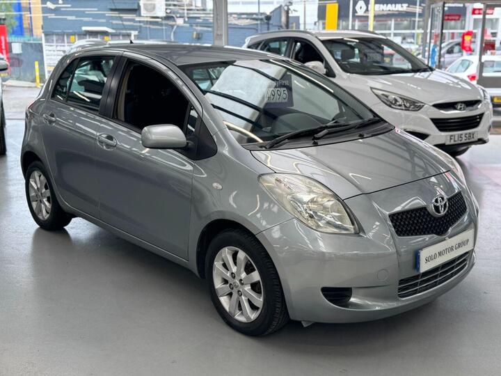 Toyota YARIS 1.3 Zinc Multimode 5dr