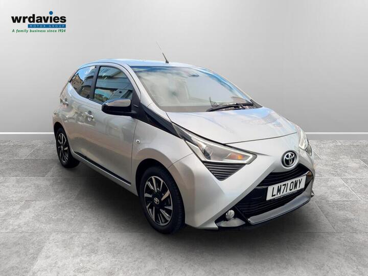 Toyota AYGO 1.0 VVT-i X-trend X-shift Euro 6 5dr (Safety Sense)