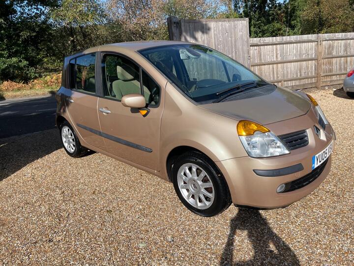 Renault Modus 1.6 16v Privilege 5dr
