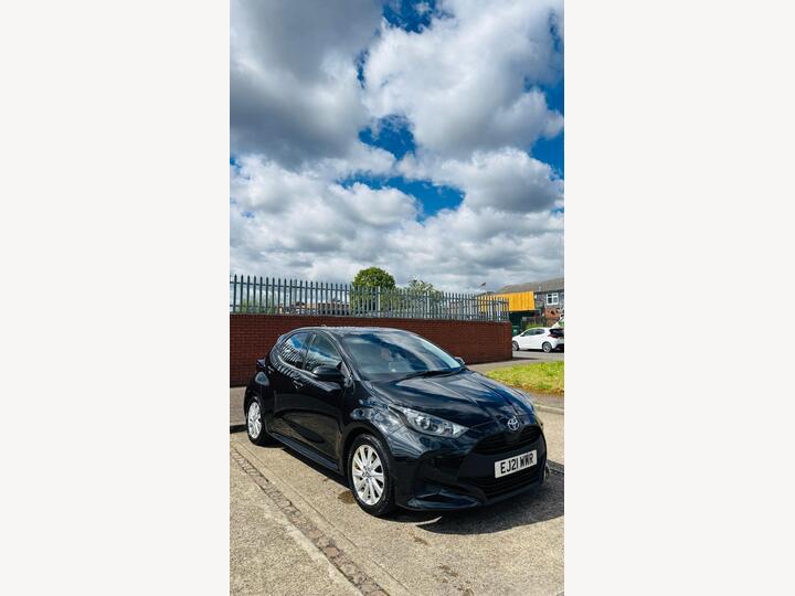 Toyota Yaris 1.5 VVT-h Icon E-CVT Euro 6 (s/s) 5dr