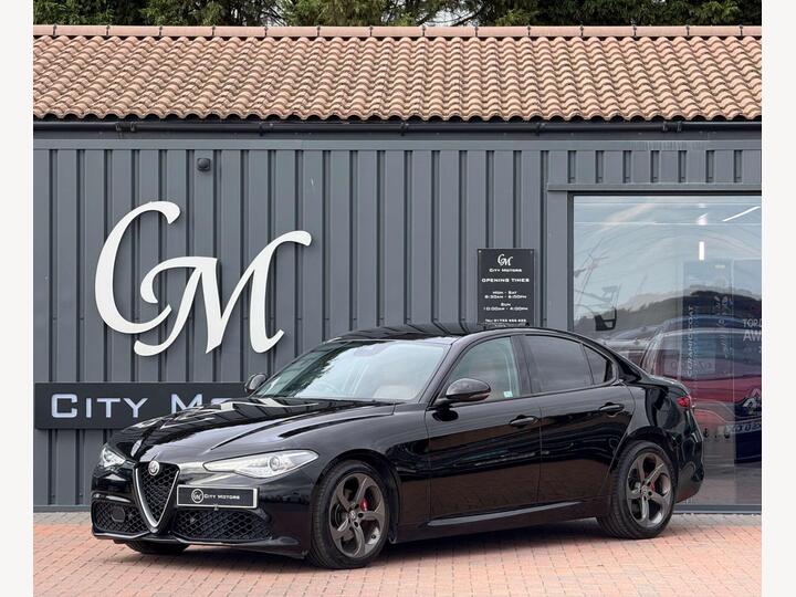 Alfa Romeo GIULIA 2.2 TD Speciale Auto Euro 6 (s/s) 4dr