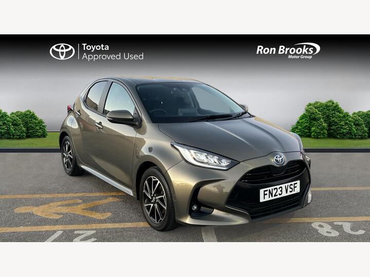 Toyota Yaris 1.5 VVT-h Design E-CVT Euro 6 (s/s) 5dr