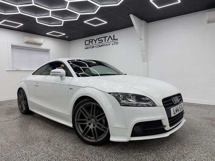 Audi TT 2.0 TFSI Black Edition Euro 5 (s/s) 3dr