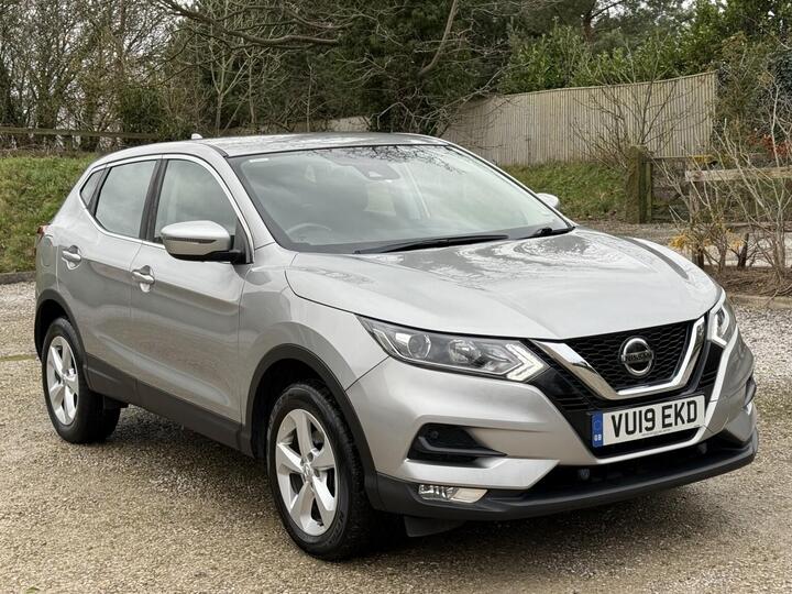 Nissan QASHQAI 1.3 DIG-T Acenta Premium Euro 6 (s/s) 5dr