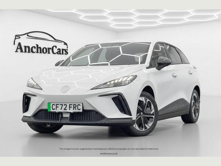 MG MG4 64kWh SE Long Range Auto 5dr