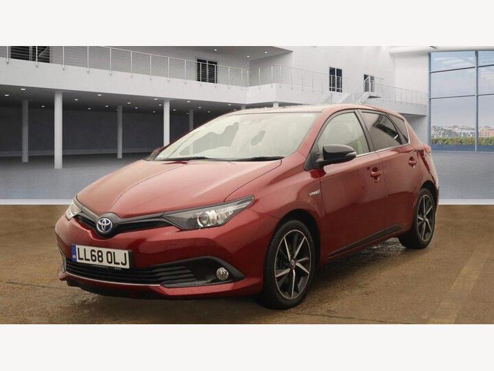 Toyota Auris 1.8 VVT-h Design CVT Euro 6 (s/s) 5dr