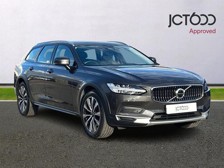 Volvo V90 Cross Country 2.0 B5 MHEV Plus Auto AWD Euro 6 (s/s) 5dr Volvo V90 Cross Country 2.0 B5 MHEV Plus Auto AWD Euro 6 (s/s) 5dr