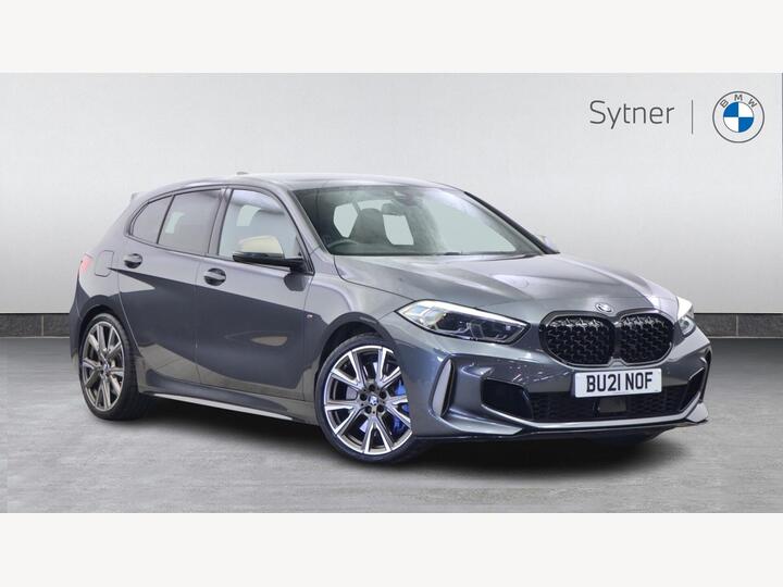 BMW 1 Series 2.0 M135i Auto XDrive Euro 6 (s/s) 5dr BMW 1 Series 2.0 M135i Auto XDrive Euro 6 (s/s) 5dr