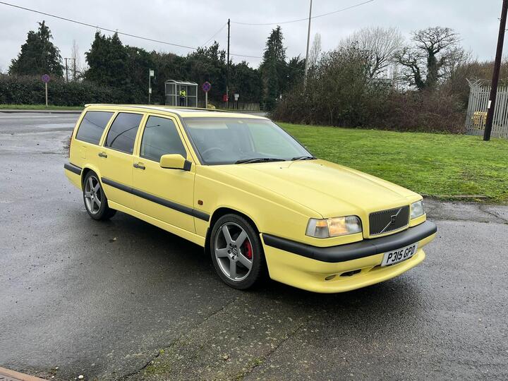 Volvo 850 2.3 R 5dr
