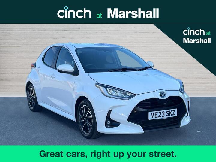 Toyota Yaris 1.5 VVT-h Design E-CVT Euro 6 (s/s) 5dr Toyota Yaris 1.5 VVT-h Design E-CVT Euro 6 (s/s) 5dr