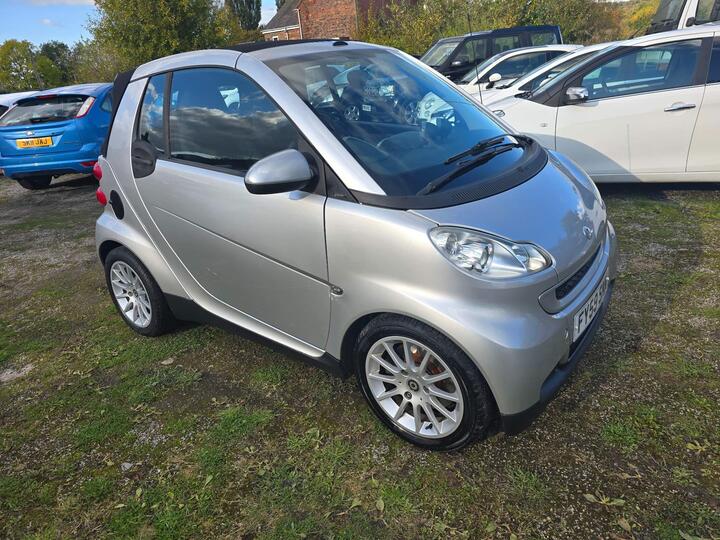 Smart Fortwo 1.0 MHD Passion Cabriolet Auto Euro 4 2dr Smart Fortwo 1.0 MHD Passion Cabriolet Auto Euro 4 2dr