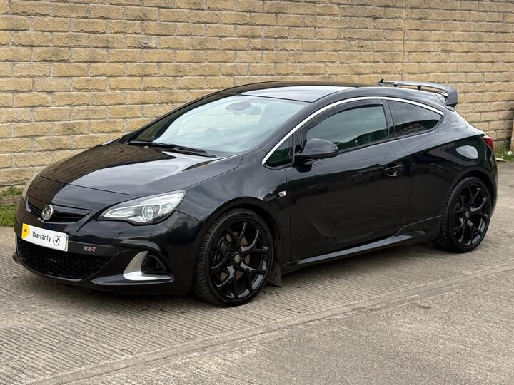 Vauxhall Astra GTC 2.0T VXR Euro 5 (s/s) 3dr Vauxhall Astra GTC 2.0T VXR Euro 5 (s/s) 3dr