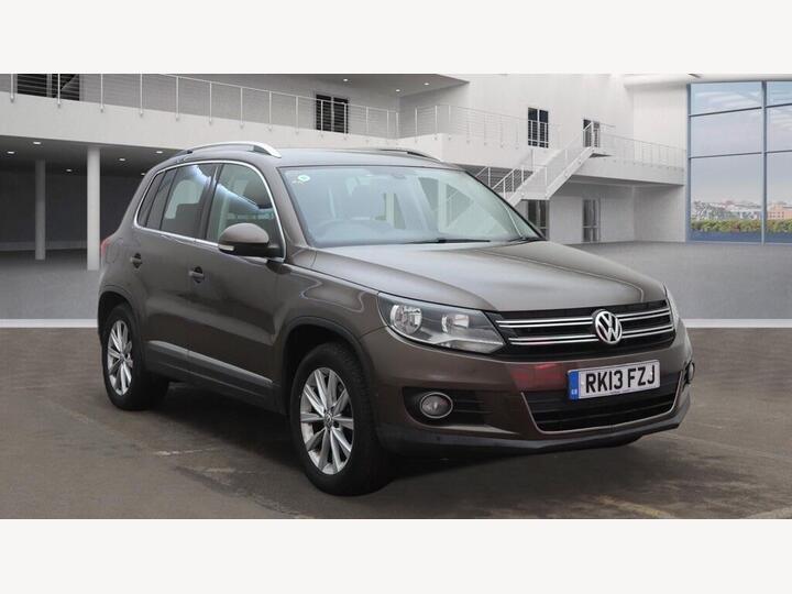 Volkswagen Tiguan 2.0 TDI BlueMotion Tech SE 4WD Euro 5 (s/s) 5dr