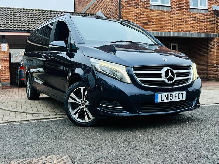Mercedes-Benz V Class 2.2 V220d BlueTEC Sport G-Tronic+ Euro 6 (s/s) 5dr 8 Seat XLWB