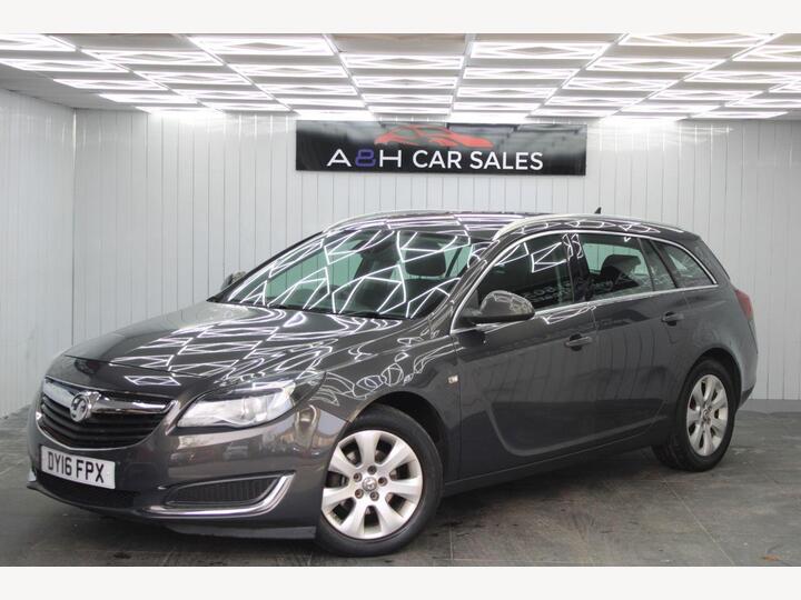 Vauxhall INSIGNIA 1.6 CDTi EcoFLEX Tech Line Sports Tourer Euro 6 (s/s) 5dr Vauxhall INSIGNIA 1.6 CDTi EcoFLEX Tech Line Sports Tourer Euro 6 (s/s) 5dr