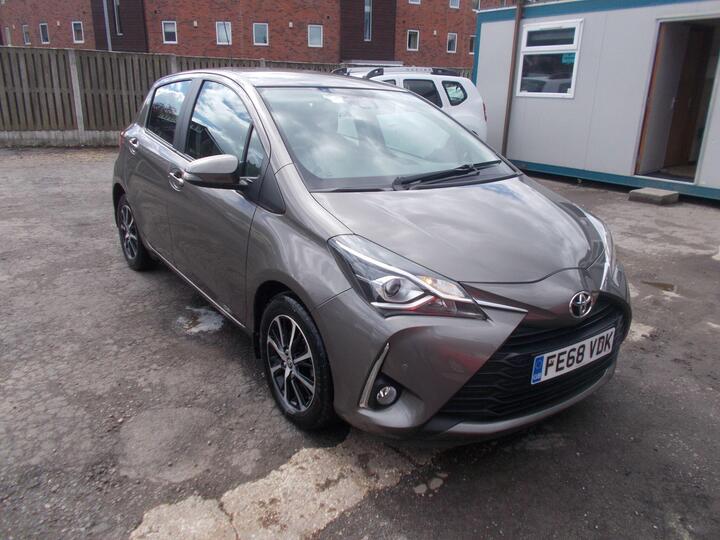 Toyota Yaris 1.5 VVT-i Icon Tech Euro 6 5dr