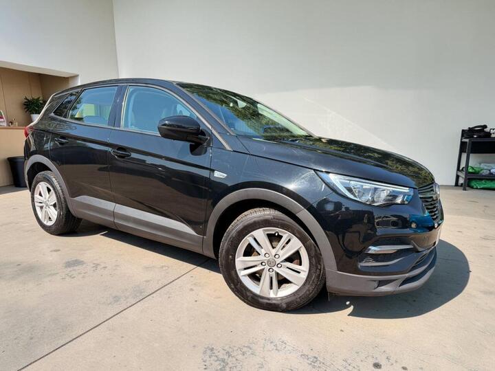 Vauxhall GRANDLAND X 1.6 Turbo D BlueInjection SE Euro 6 (s/s) 5dr