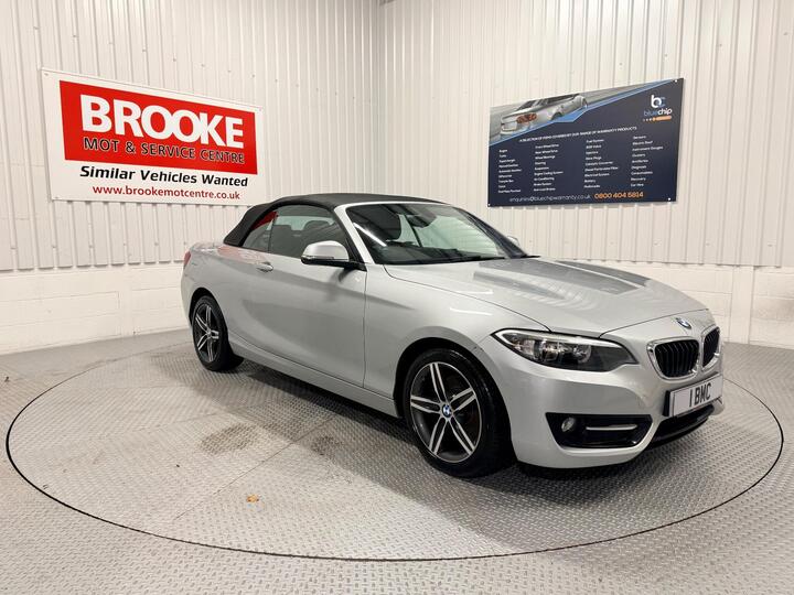 BMW 2 Series 2.0 220i Sport Euro 6 (s/s) 2dr