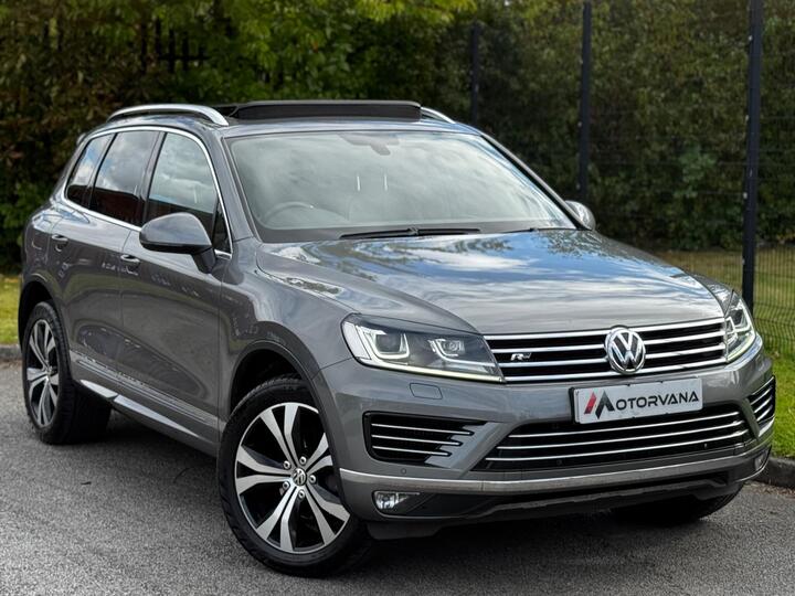 Volkswagen Touareg 3.0 TDI V6 BlueMotion Tech R-Line Tiptronic 4WD Euro 6 (s/s) 5dr Volkswagen Touareg 3.0 TDI V6 BlueMotion Tech R-Line Tiptronic 4WD Euro 6 (s/s) 5dr