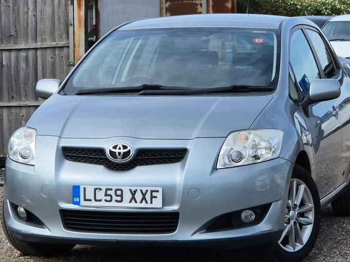 Toyota Auris 1.33 VVT-i TR (s/s) 5dr