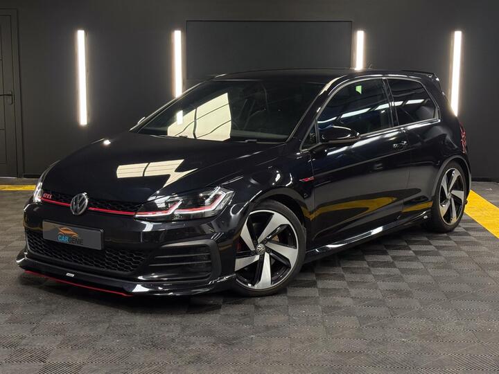 Volkswagen Golf 2.0 TSI GTI Euro 6 (s/s) 3dr