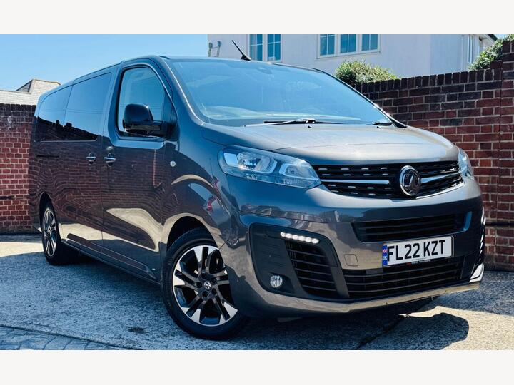 Vauxhall VIVARO 2l 5dr Auto 180 BHP