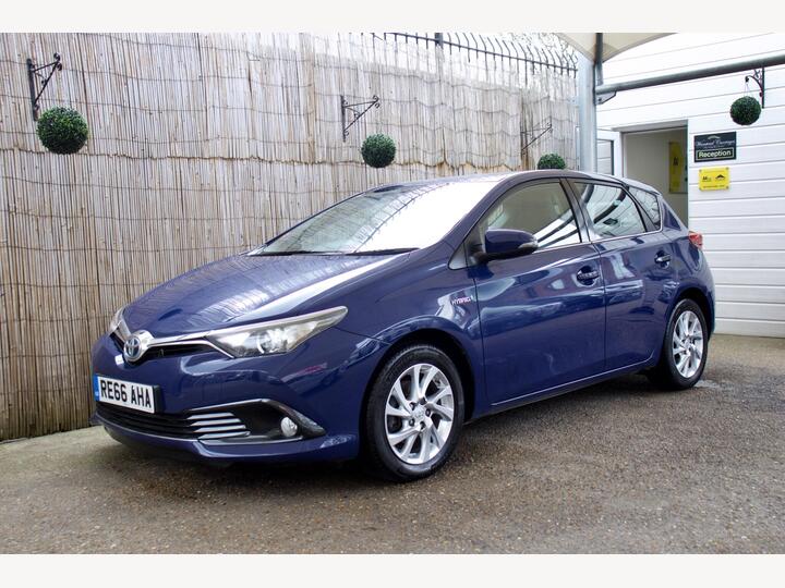 Toyota Auris 1.8 VVT-h Icon CVT Euro 6 (s/s) 5dr