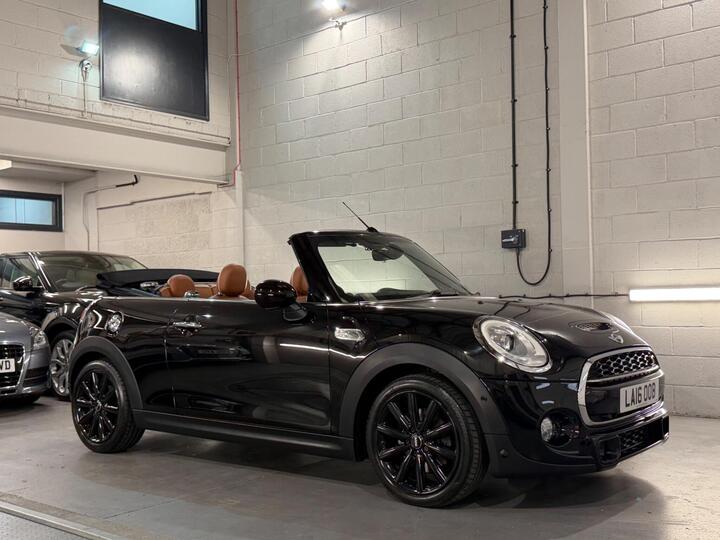 MINI Convertible 2.0 Cooper S Auto Euro 6 (s/s) 2dr