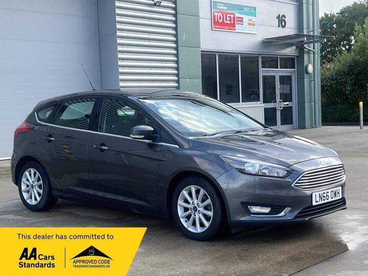 Ford Focus 1.0T EcoBoost Titanium Auto Euro 6 (s/s) 5dr