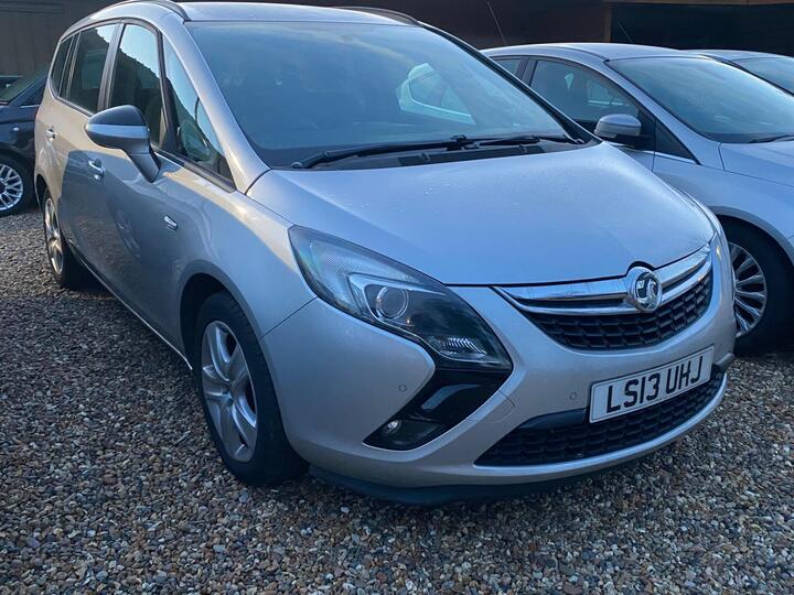 Vauxhall Zafira Tourer 1.8 16V Exclusiv Euro 5 5dr