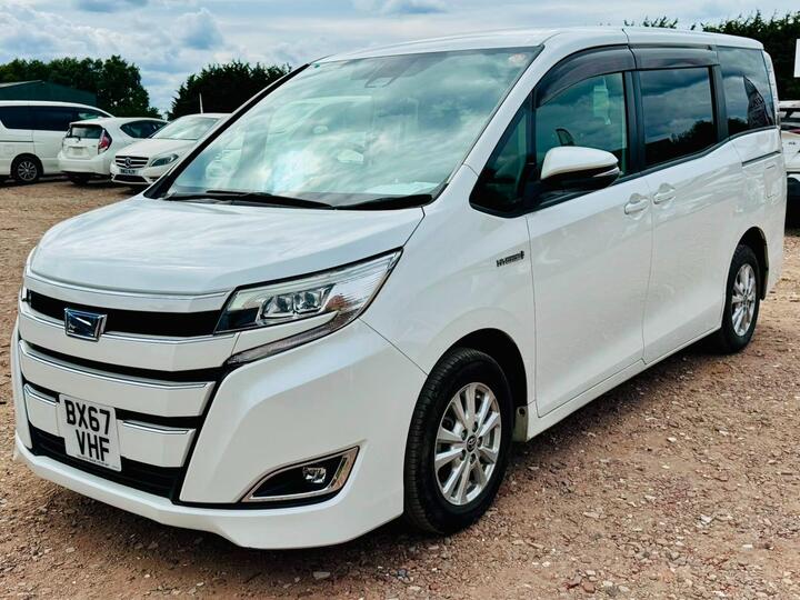 Toyota Noah 1.8 VVT-i G MPV 5dr Petrol Hybrid Auto
