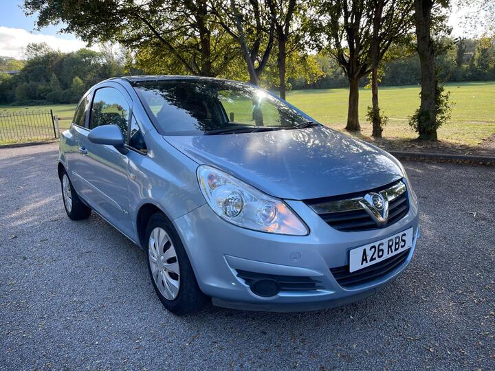 Vauxhall Corsa 1.4i 16v Club 3dr