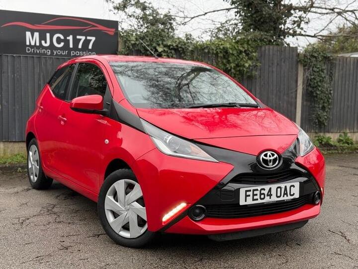 Toyota AYGO 1.0 VVT-i X-play Euro 5 5dr Euro 5