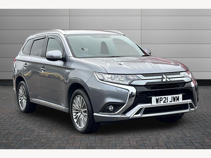 Mitsubishi Outlander 2.4h TwinMotor 13.8kWh Dynamic CVT 4WD Euro 6 (s/s) 5dr Mitsubishi Outlander 2.4h TwinMotor 13.8kWh Dynamic CVT 4WD Euro 6 (s/s) 5dr