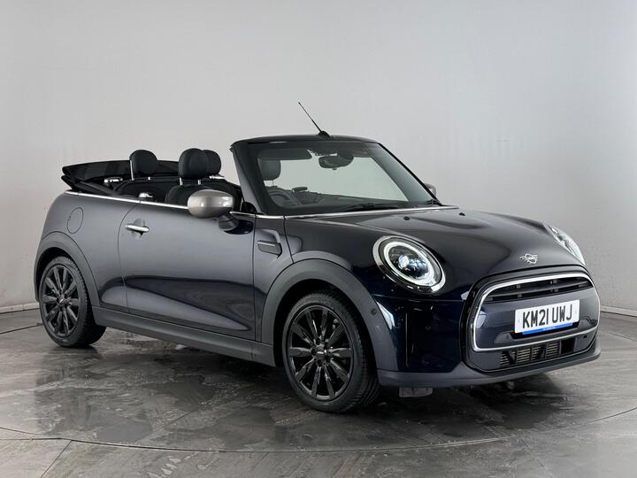 MINI Convertible 1.5 Cooper Exclusive Steptronic Euro 6 (s/s) 2dr MINI Convertible 1.5 Cooper Exclusive Steptronic Euro 6 (s/s) 2dr