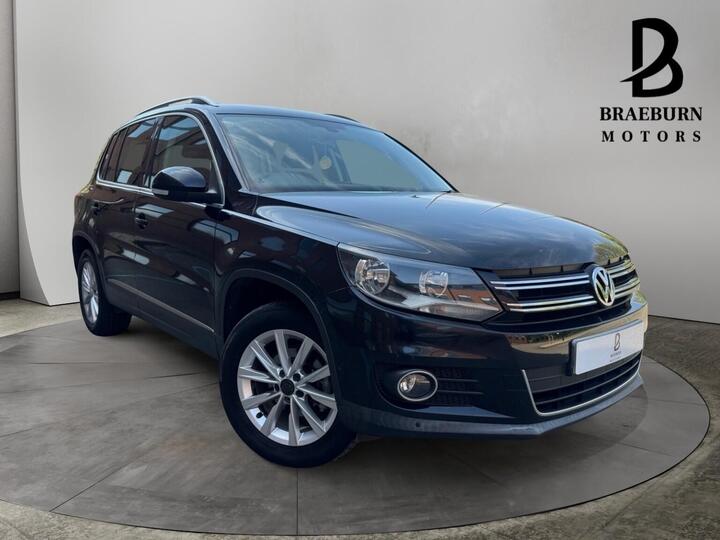 Volkswagen TIGUAN 2.0 TDI BlueMotion Tech SE DSG 4WD Euro 5 (s/s) 5dr Volkswagen TIGUAN 2.0 TDI BlueMotion Tech SE DSG 4WD Euro 5 (s/s) 5dr