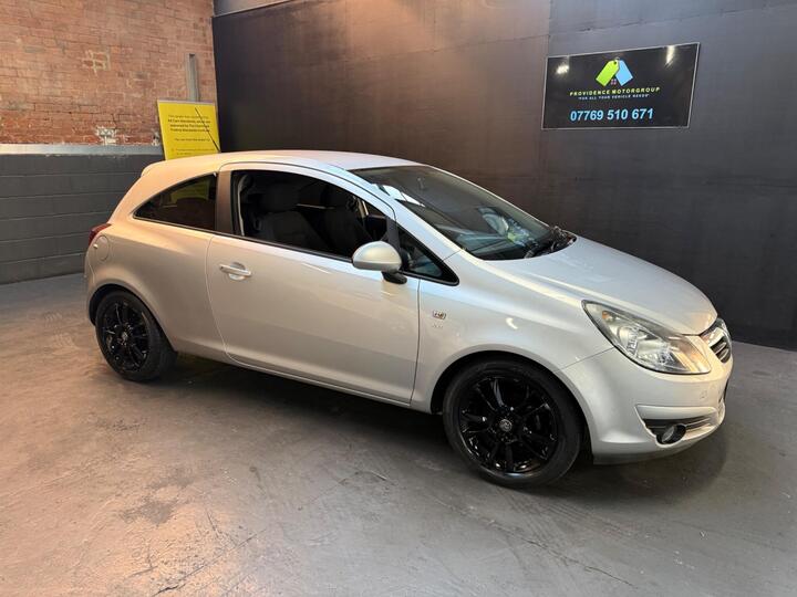 Vauxhall Corsa 1.2i 16v SXi 3dr
