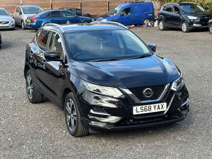 Nissan Qashqai 1.5 DCi N-Connecta Euro 6 (s/s) 5dr