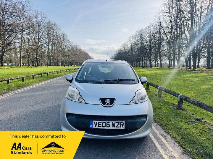 Peugeot 107 1.0 12V Urban Euro 4 5dr