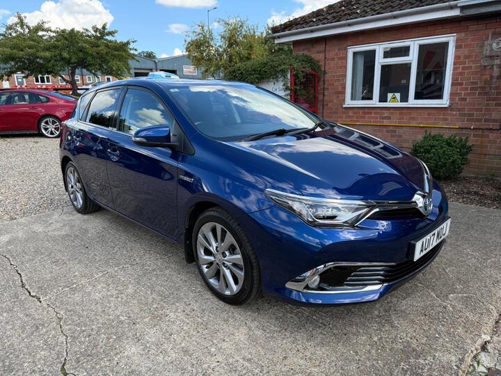 Toyota Auris 1.8 VVT-h Excel CVT Euro 6 (s/s) 5dr (Safety Sense)