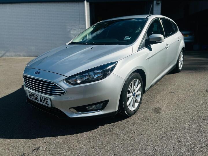 Ford Focus 1.0T EcoBoost Titanium Auto Euro 6 (s/s) 5dr