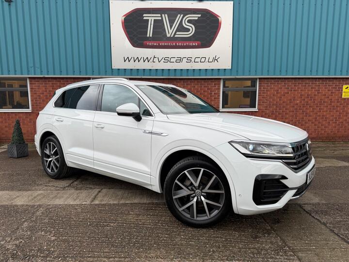 Volkswagen Touareg 3.0 TDI V6 R-Line Tiptronic 4Motion Euro 6 (s/s) 5dr Volkswagen Touareg 3.0 TDI V6 R-Line Tiptronic 4Motion Euro 6 (s/s) 5dr