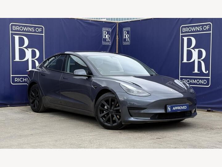 Tesla Model 3 Auto RWD 4dr
